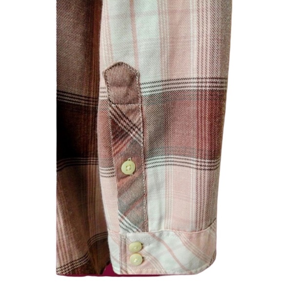 TORRID Plus Size Taylor Rayon Twill Button Down Shirt in Pink Plaid Size 1 - Picture 4 of 7